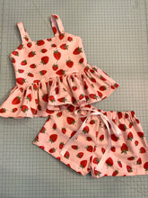 Load image into Gallery viewer, Pink Strawberry Set