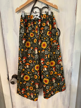 Load image into Gallery viewer, Wide Leg Mushroom Pants