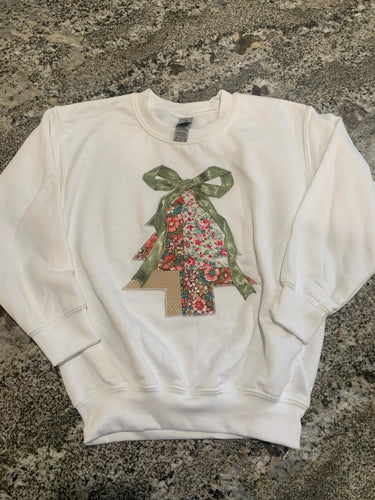 XS Youth White Christmas Sweatshirt