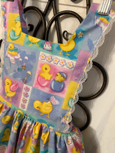Load image into Gallery viewer, Vintage Easter Chicks 3/4T