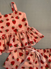 Load image into Gallery viewer, Pink Strawberry Set