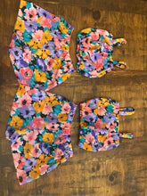 Load image into Gallery viewer, Vintage Flowers Set 5/6