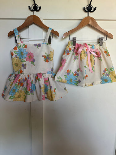 Vintage Daisy 2 Piece Set 6/7Y