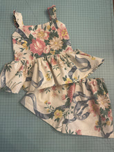 Load image into Gallery viewer, Vintage Floral 6/7Y Set